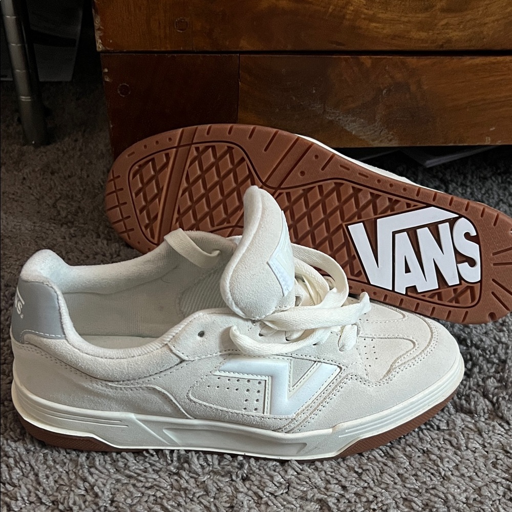 Vans Kids Cream and Brown Sneakers